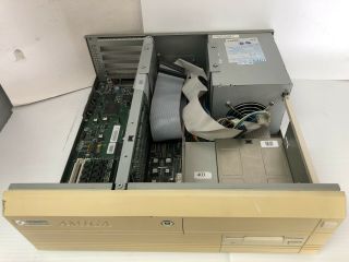 Amiga 4000/040 Desktop Computer As - Is