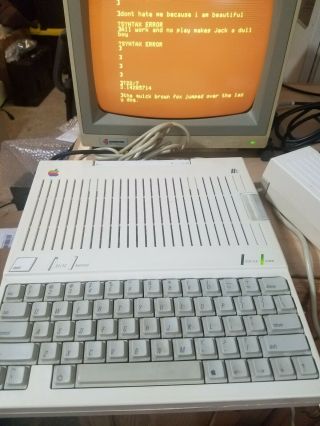Apple Iic Computer - Great