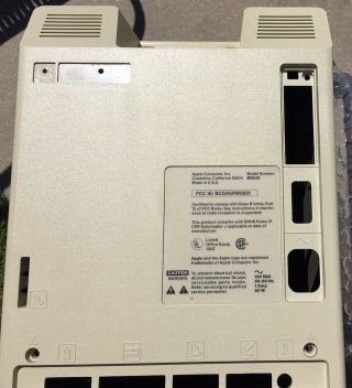 Apple Macintosh Model M0001 128K Empty Shell Case 3