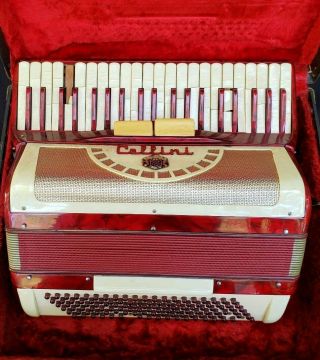 VINTAGE CELLINI PIANO ACCORDION W/CASE - MADE IN ITALY 312/75 -. 3