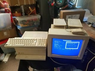 Vintage Apple Iigs Computer System Monitor 2 Disc Drives Monitor Keyboard Mouse