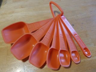 Vintage Tupperware Set Of 7 Orange Nested Measuring Spoons