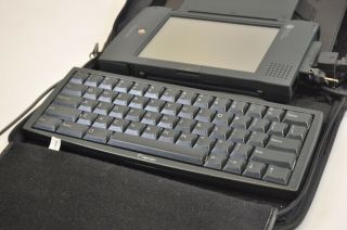 Vintage Newton Messagepad 2100 With Keyboard And Case - No Stylus
