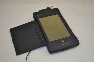 Vintage Newton MessagePad 2100 with Keyboard and Case - no stylus 3
