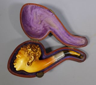 Fine Cased Small Antique Carved Meerschaum Pipe " Negro Head "