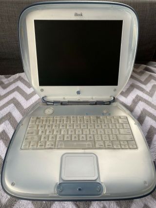 Apple Clamshell Ibook Graphite 366mhz/192mb Ram/6gb Hd With Adapter