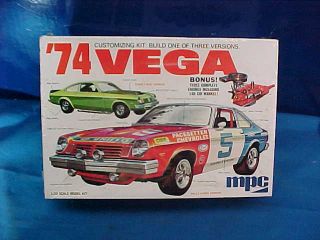 Mib Orig 1970s Mpc 1/25 Scale Model Car Kit 1974 Chevy Vega