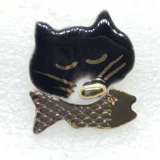 Signed P Heck Vintage Cat With Fish Brooch Pin Black Gold Ceramic Jewelry