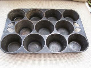Vintage Antique Cast Iron No.  10 Pop Over 11 Sections Gem Muffin Pan
