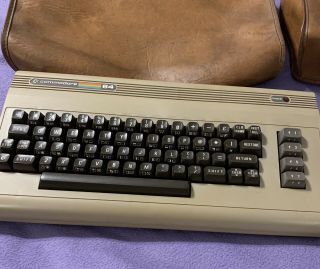 Commodore 64 Computer And 1541 Floppy Disk W/Covers - No Wires Or Power Cords 3