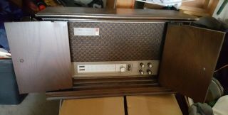 Vintage Sears Silvertone Am/fm Transistor Radio Model 7023 Oak Cabinet