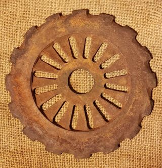 1 - Vintage Ih International Cast Iron 1979a Seed Planter Plate Ring Steampunk C