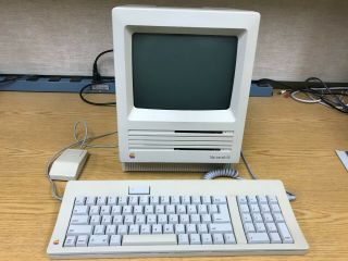 Apple Macintosh Se M5010 Boots Two Floppy Version Keyboard Mouse