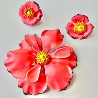 Vintage Large Pink Enamel Flower Brooch Pin & Earrings Set Pretty 506