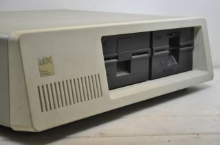 Vintage 80s Ibm 5150 Personal Desktop Computer