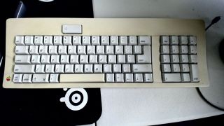 Vintage Apple Keyboard Model M0116 Orange Alps