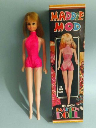 Vintage 1970s Mego Solid Box Maddie Mod Hippie Girl Blonde Nmib