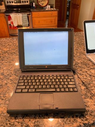 Macintosh Powerbook 1400cs/117 Os 8.  1