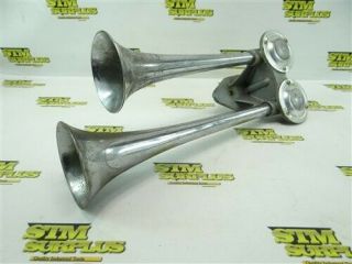 Vintage Twin Trumpet Air Horn Signaltone Usa