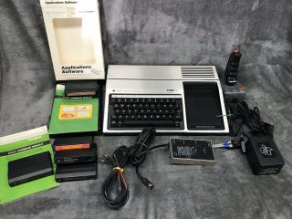 Texas Instruments Home Computer Ti - 99/4a With 3 Games And Software Cartridge