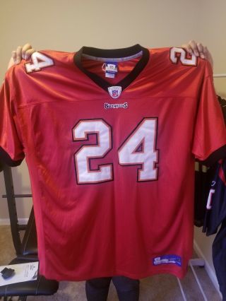 Authentic Tampa Bay Bucs Buccaneers Jersey Adult Size 56 Cadillac Williams