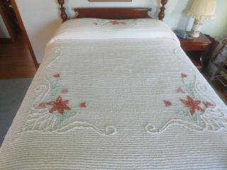 Vintage White Floral Cotton Chenille Bedspread - 90 " X 98 "