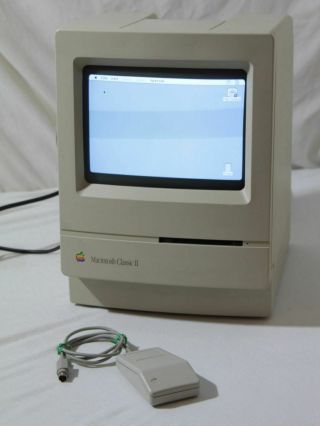 Vintage Apple Macintosh Classic Ii M4150,  Mouse - Needs Hard Drive