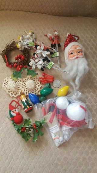 Vintage Christmas Craft Items Santa Bulbs Chenille Wreath Nos 18 Piece