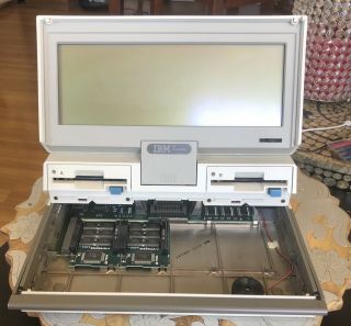 Ibm Pc Convertible 5140 Vintage Computer (no Keyboard,  No Cables)