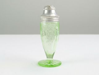 Anchor Hocking Cameo Green Shaker W Lid,  Vintage Depression Glass Salt Or Pepper