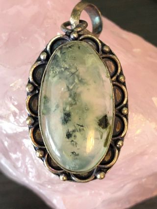 Vintage Native American Natural Moss Agate Sterling Silver Oval Pendant 11 G