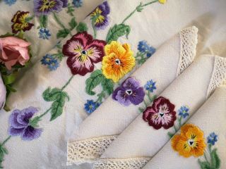 Exquisite Vtg Hand Embroidered Linen Lace Tablecloth/6 Napkins - Winter Pansies