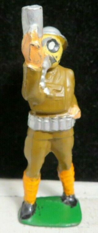 Vintage Manoil Lead Toy Soldier With Gas Mask & Flare Pistol M - 094 Shape