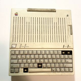 Apple Iic Vintage Computer - A2s4000