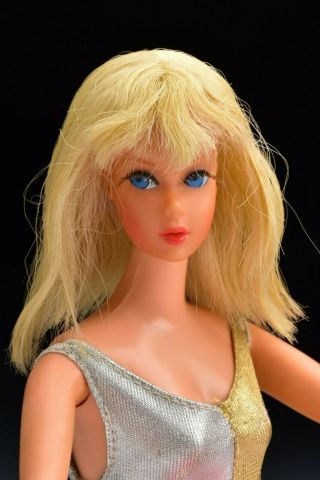 Vintage Blonde Dramatic Living Barbie Doll Mod 1970 1116 With Swimsuit