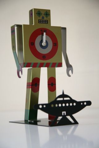Vintage Retro Clifford Richards Robot Space Age Desk Clock