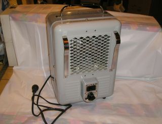 Vintage Titan Electric Space Heater - T760b Portable - 1300 - 1500 Watt - Thermos