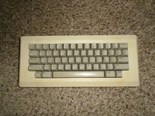 Apple Macintosh Mac M0110 Keyboard