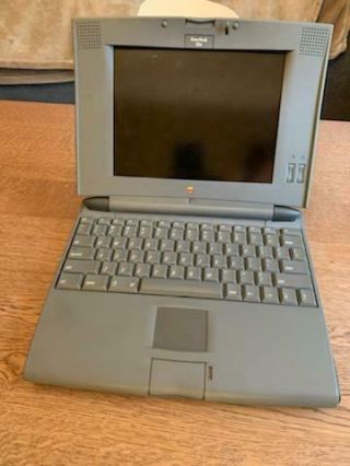 Apple Powerbook 520c Series Laptop Model M4880 Vintage