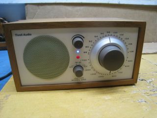 Vintage Classic Tivoli Audio Model One Table Radio by Henry Kloss Walnut Finish 2
