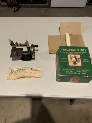 Antique Singer Hand Crank Mini Sewing Machine Child 