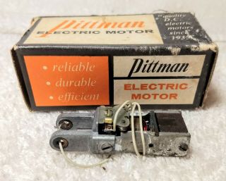 Vintage Pittman Dc 196b 8 D.  C.  Volt Slot Car Motor Nos