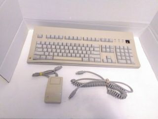 Vintage Apple Macintosh Extended Keyboard M0115 With Cable & Official Oem Mouse