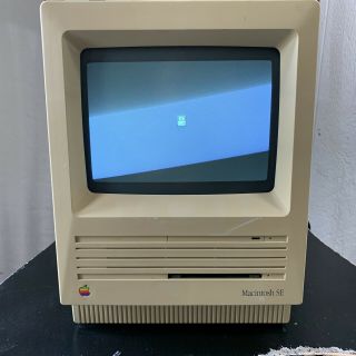 Vintage Apple Macintosh Se 1 Mb Ram 800 K Drive Model No: M5011