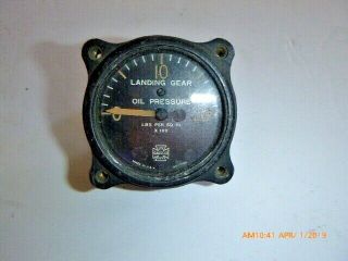 Vintage,  Wwii Landing Gear Oil Pressure Gauge,  Us Gauge,  Pn Aw 1 7/8 - 17
