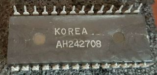 MOS 6581 SID Chip,  for Commodore 64,  and,  part,  ExRare 2