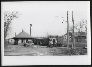 Vintage Railroad Photo 5x7 B&m Railroad Station Henniker,  Hampshire 1932