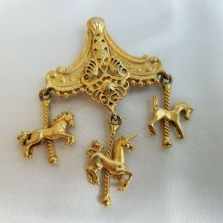 Vintage Gold Plated Carousel " Merry Go Round " Horse Brooch