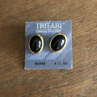 Vintage Signed Trifari Pierced Earrings Gold Tone Metal And Black Enamel