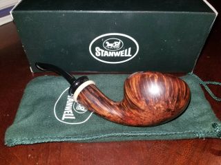 ●stanwell Nanna Ivarsson Design Stanwell Pipe.  Organic Smooth Non Filter.  Look ●